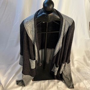Stylish Black and Gray Open Cardigan